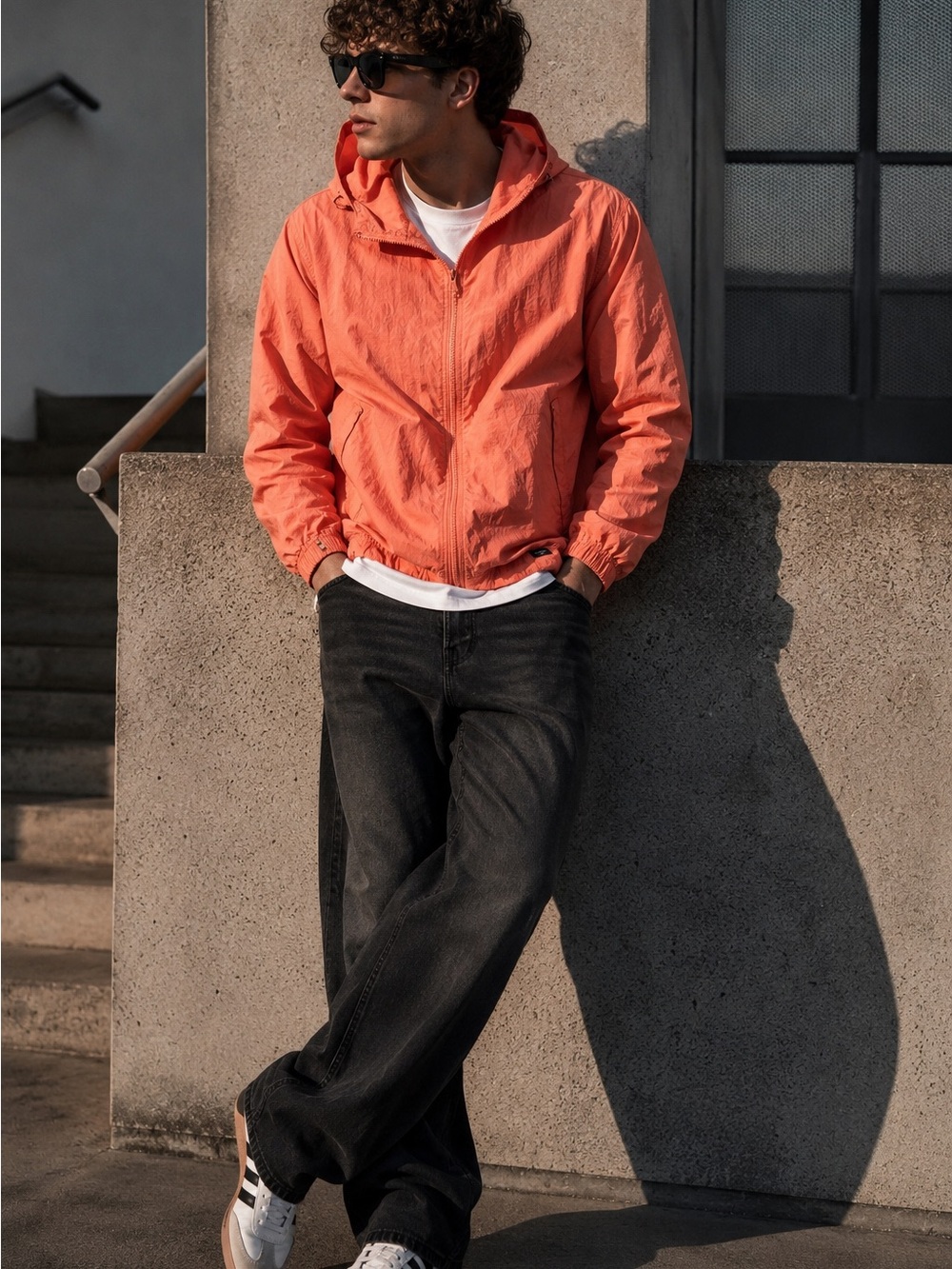 Pull&Bear Men’s Light Coral Hooded Lightweight Windbreaker Jacket Size S